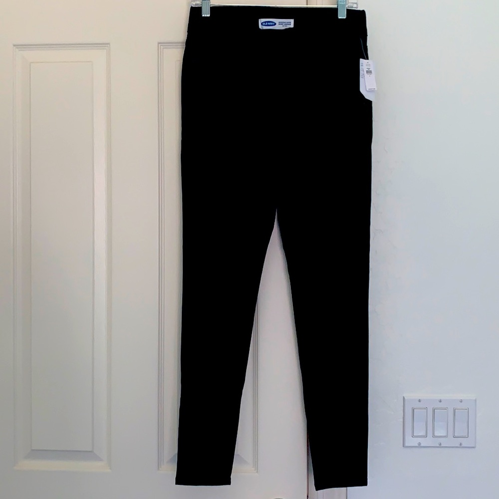 NWT Old Navy Mid-rise Jegging